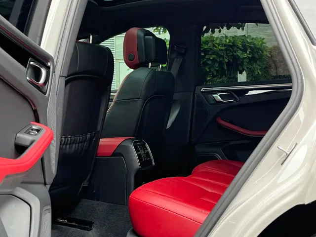 Porsche Macan — Фото автомобиля 9
