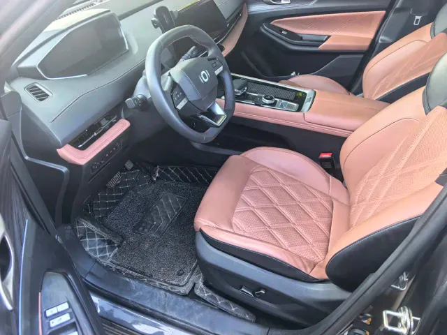 Changan Qiyuan Q05 — Фото автомобиля 7