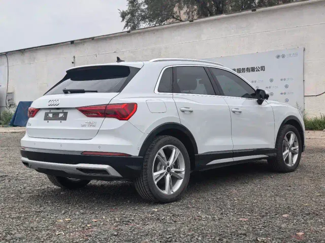 Audi Q3 — Фото автомобиля 5