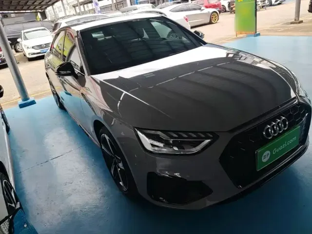 Audi Audi A4L 2024 40 TFSI Luxury Dynamic — Фото автомобиля 3