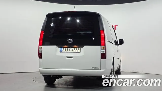 Hyundai Staria Staria Карго 5 мест — Фото автомобиля 4