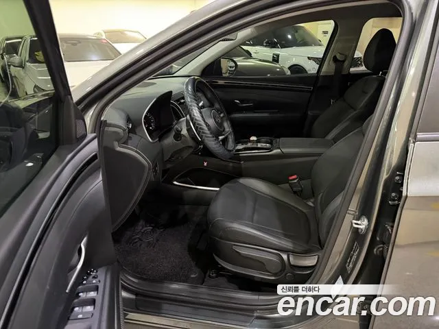 Hyundai Tucson Tucson (NX4) Бензин 1.6 Turbo 4WD — Фото автомобиля 6
