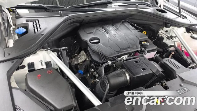 Genesis GV70 — Фото автомобиля 6
