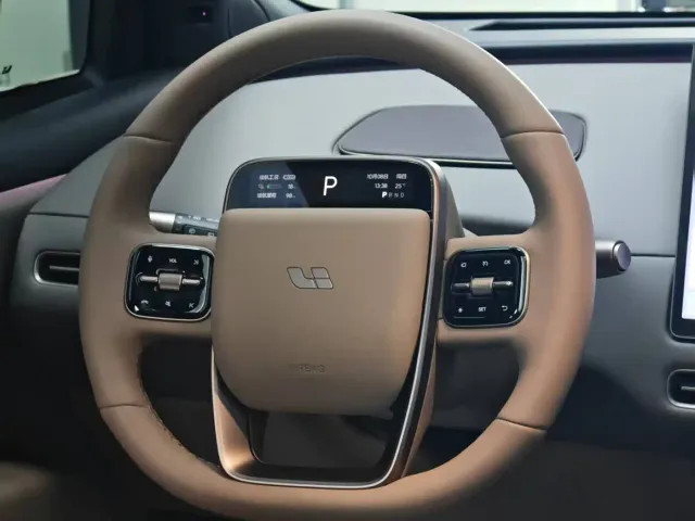 Li Auto i6 — Фото автомобиля 9