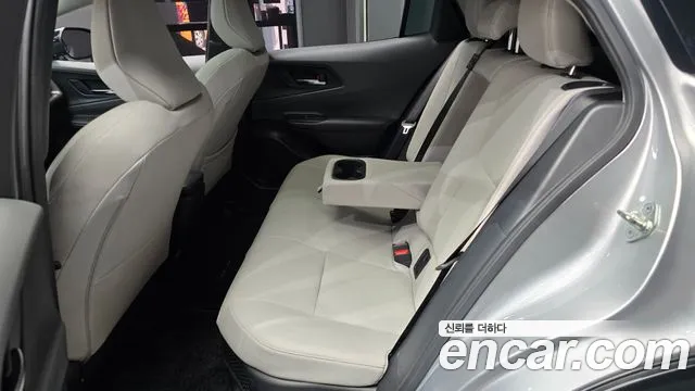 Toyota Prius — Фото автомобиля 12