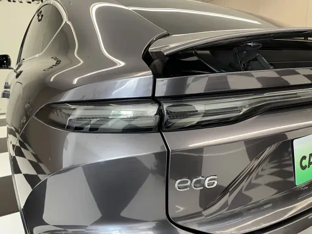 Nio EC6 — Фото автомобиля 10