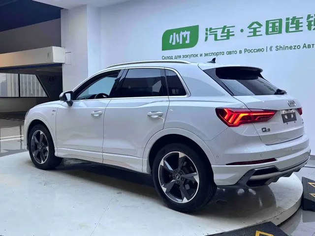 Audi Q3 — Фото автомобиля 4