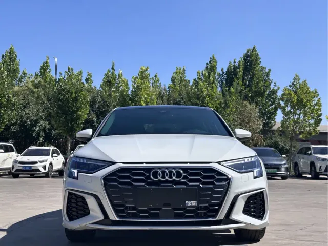 Audi A3 — Фото автомобиля 3