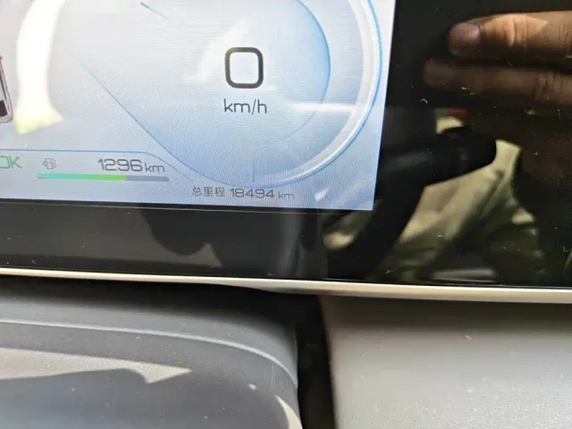 BYD Qin L — Фото автомобиля 13