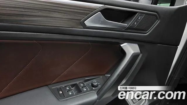 Volkswagen Tiguan — Фото автомобиля 24