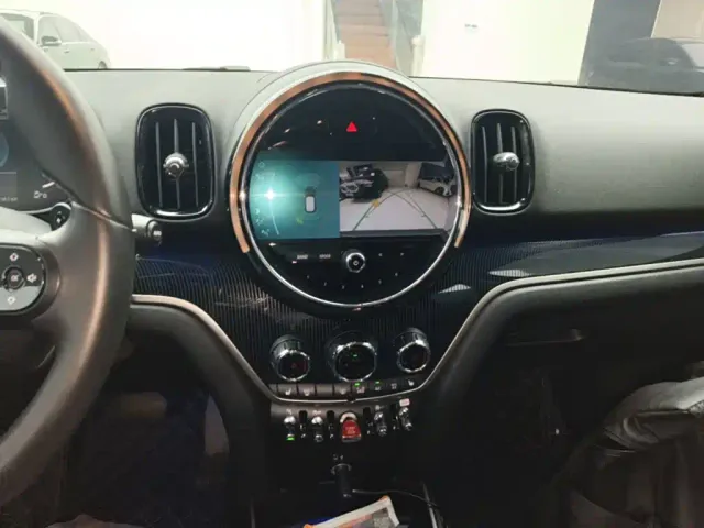 MINI Countryman — Фото автомобиля 12