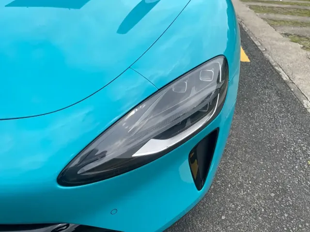 Xiaomi SU7 — Фото автомобиля 12