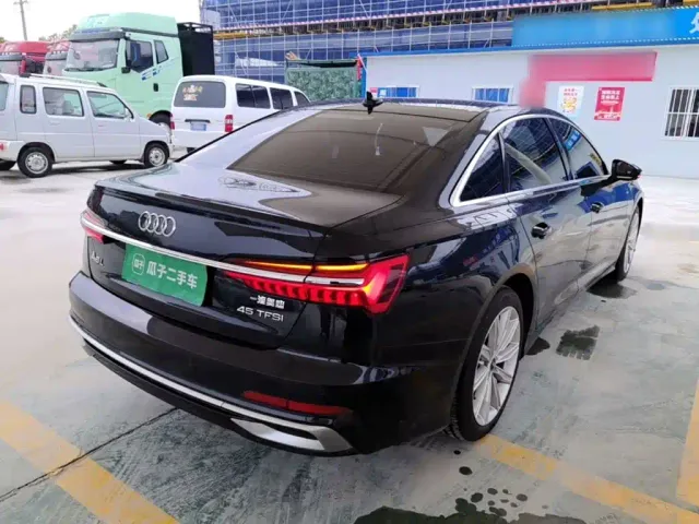 Audi A6L — Фото автомобиля 6