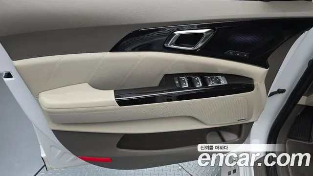 Kia Canival Carnival 4 поколение Бензин 7 мест Hi-Limousine — Фото автомобиля 6
