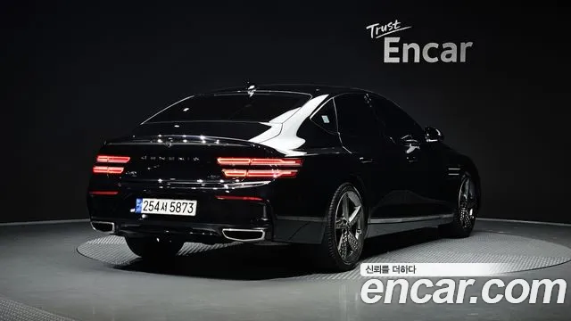 Genesis G80 RG3 — Фото автомобиля 2