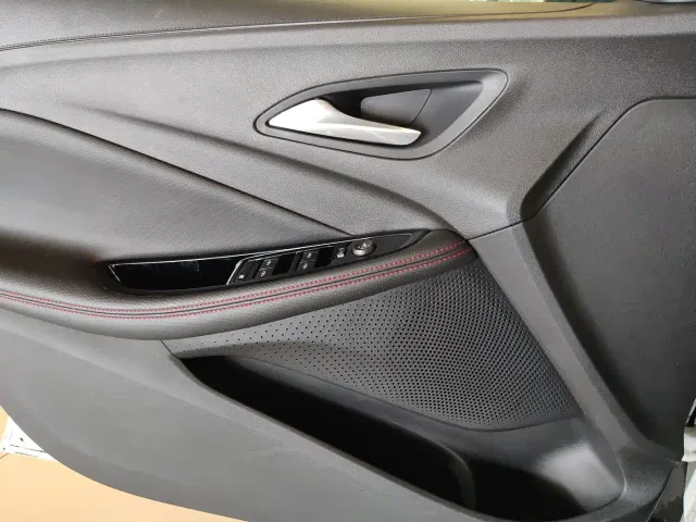 Buick Verano — Фото автомобиля 18