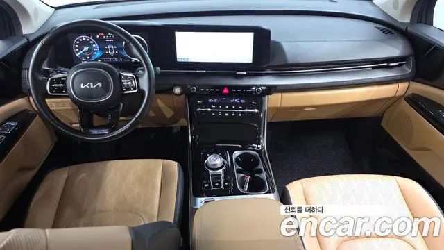 Kia Carnival Generation 4 — Фото автомобиля 7