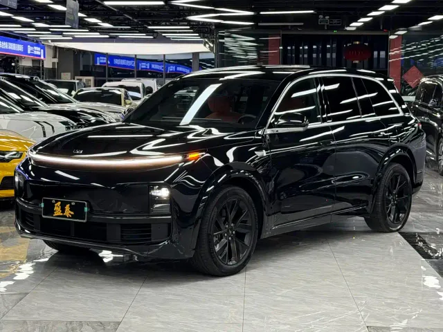 Фотография автомобиля — Li Auto L8