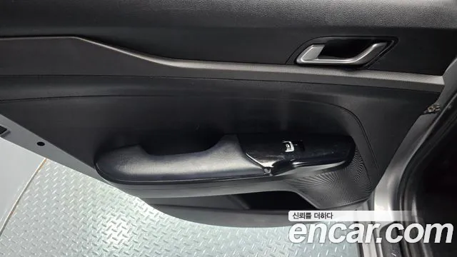 Kia K5 K5 3 поколение 2.0 LPI(Для проката) — Фото автомобиля 25