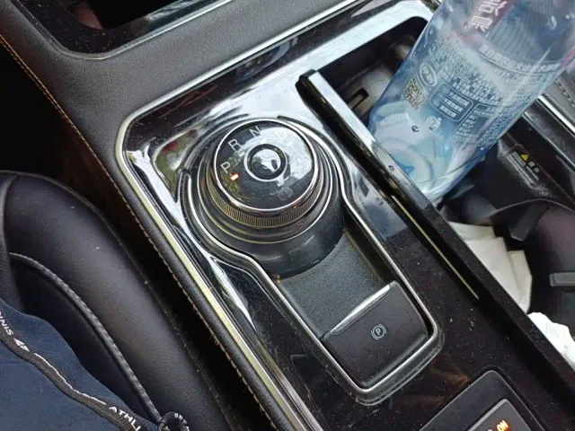 Ford Edge — Фото автомобиля 6