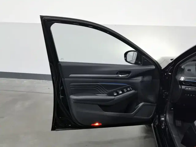 Nissan Teana — Фото автомобиля 8