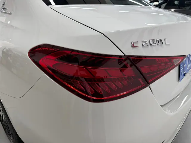Mercedes-Benz C-Class — Фото автомобиля 15
