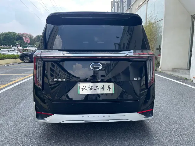GAC Trumpchi E9 — Фото автомобиля 20