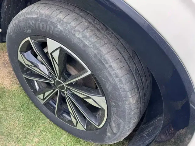 Roewe RX5 — Фото автомобиля 5