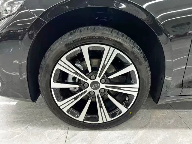 Geely Xingrui — Фото автомобиля 22