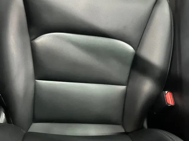 Tesla Model Y — Фото автомобиля 17