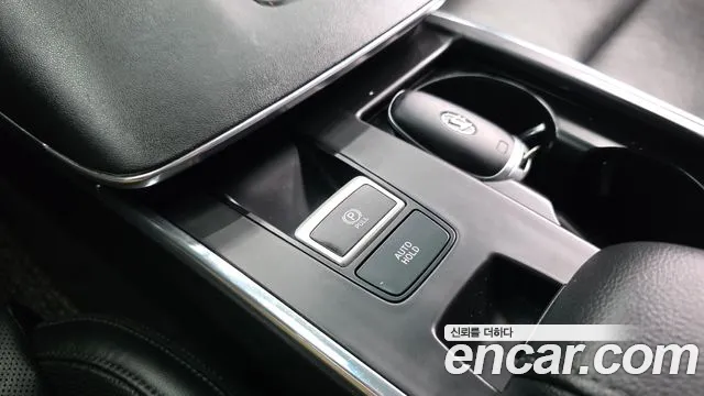 Hyundai Grandeur (New) Hybrid — Фото автомобиля 17