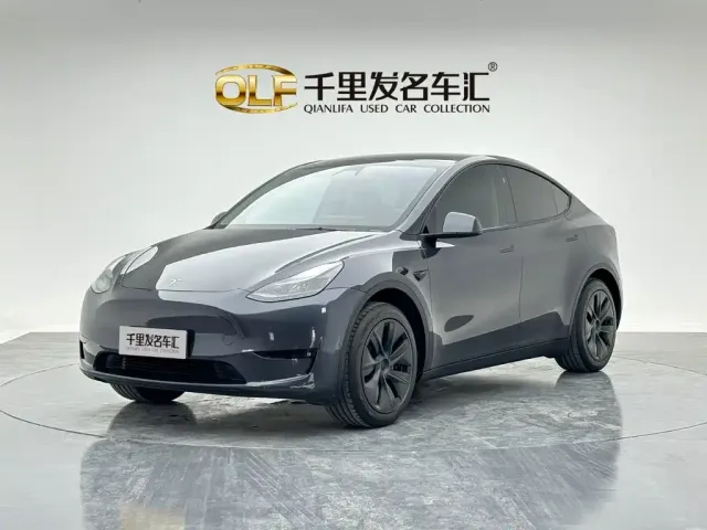 Фотография автомобиля — Tesla Model Y