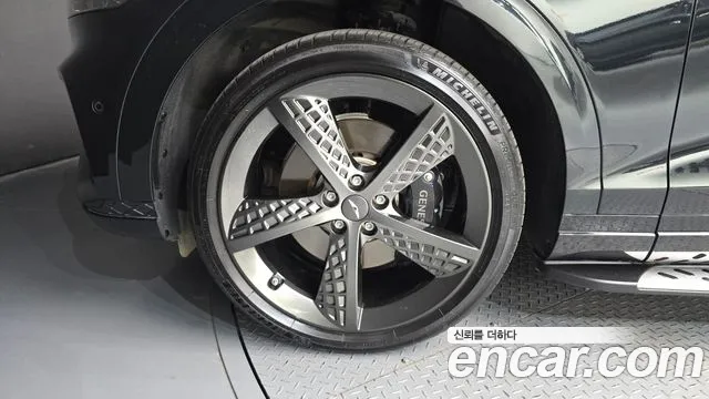 Genesis GV70 2.2 Дизель 2WD — Фото автомобиля 5