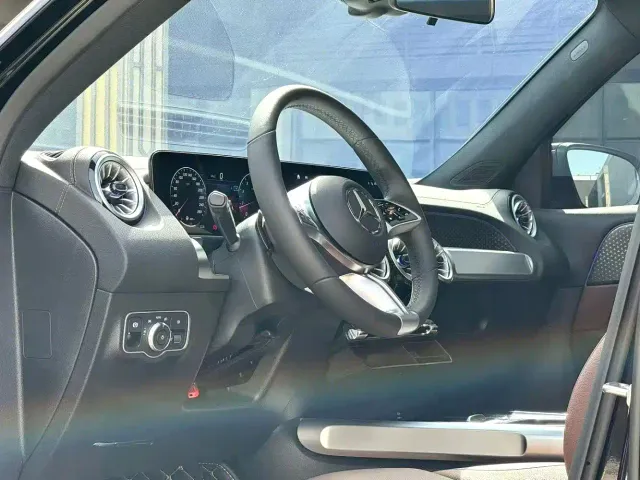 Mercedes-Benz GLB-Class — Фото автомобиля 5