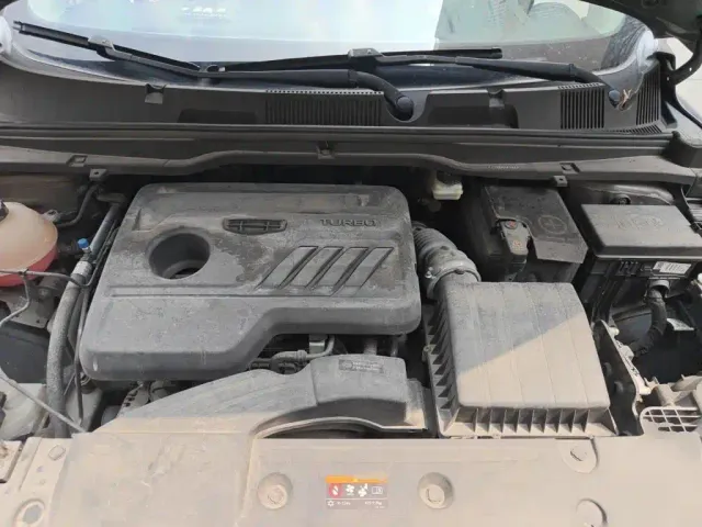 Geely Binyue — Фото автомобиля 16