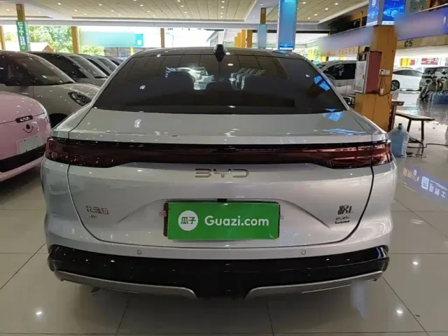 BYD Han L — Фото автомобиля 5