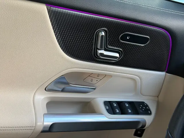 Mercedes-Benz EQB — Фото автомобиля 15