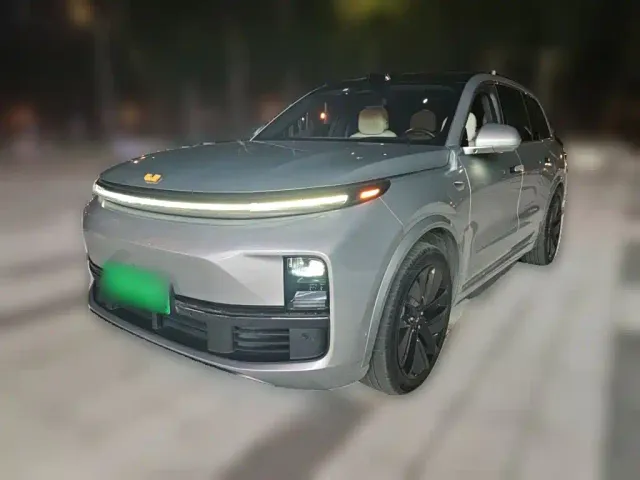 Фотография автомобиля — Li Auto L9