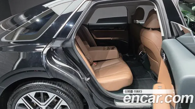 Hyundai Grandeur GN7 — Фото автомобиля 12