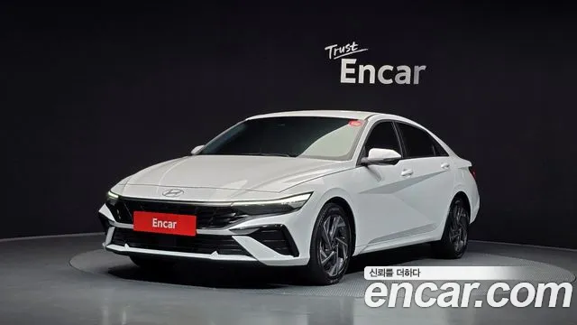 Фотография автомобиля — Hyundai Avante CN7