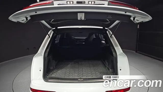 Audi Q7 55 TFSI quattro Premium — Фото автомобиля 20