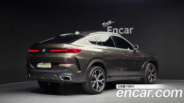 BMW X6 xDrive40i M Sport — Фото автомобиля 2