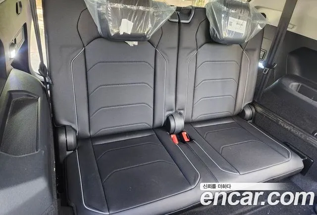 Volkswagen Tiguan — Фото автомобиля 10