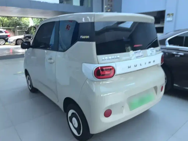 Wuling Hongguang Mini EV — Фото автомобиля 4