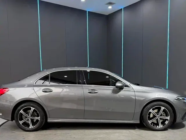Mercedes-Benz A-Class — Фото автомобиля 5