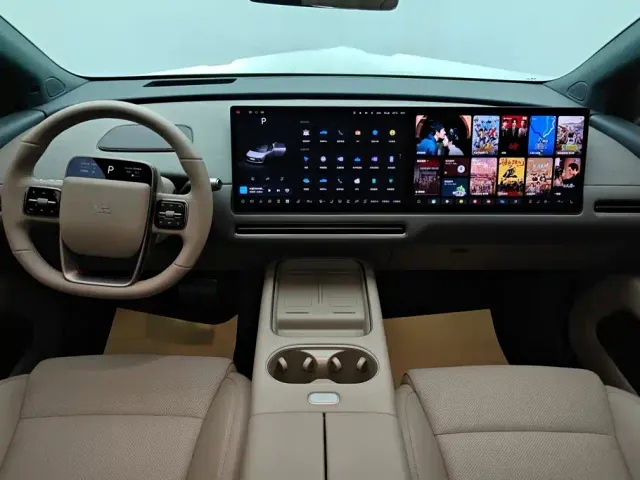 Li Auto i6 — Фото автомобиля 12