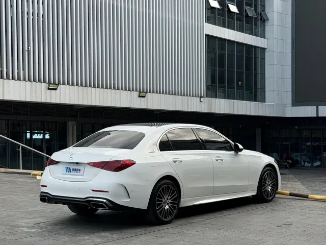 Mercedes-Benz C-Class — Фото автомобиля 6