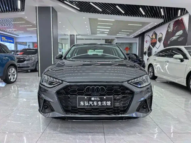 Audi A4L — Фото автомобиля 2
