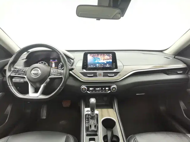 Nissan Teana — Фото автомобиля 5