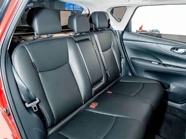 Nissan Tiida — Фото автомобиля 21